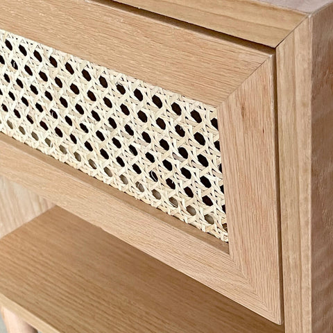 Velador De Madera y Mimbre
