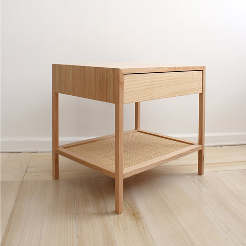 Velador De Madera y Junco